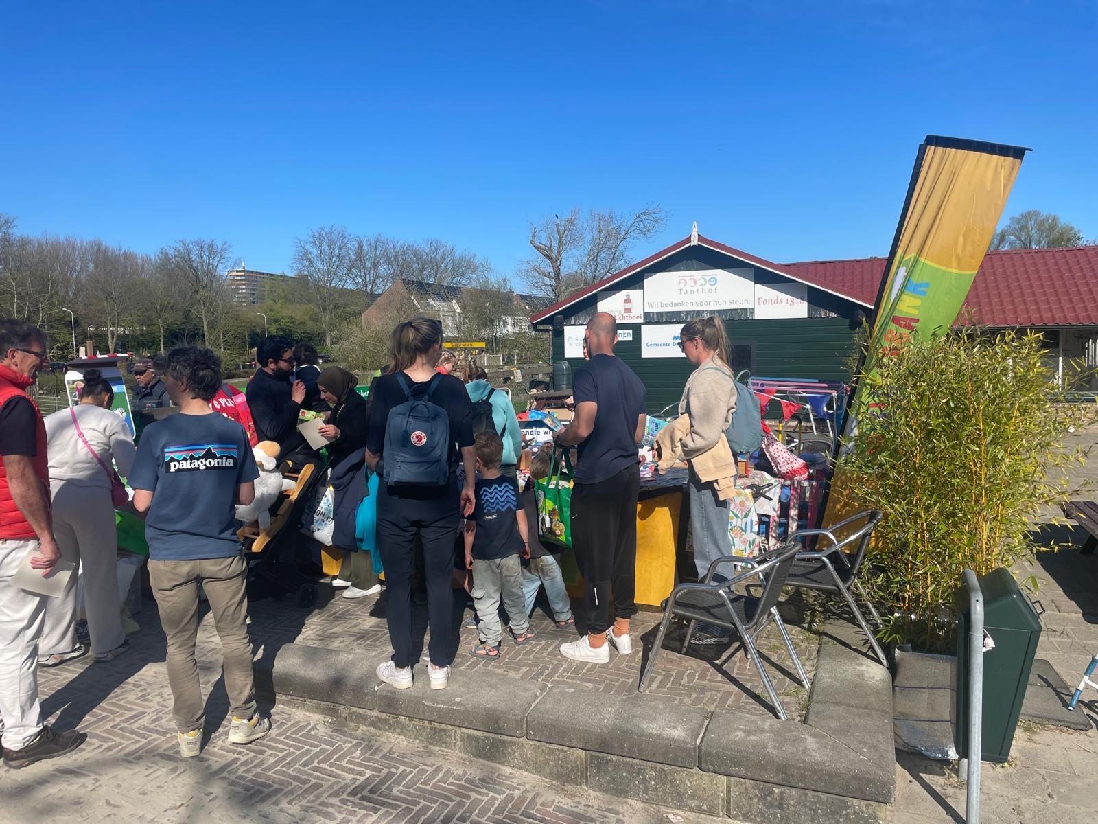 0c8205ad-7d81-44bf-a7f5-37d9a39ee227 0c8205ad-7d81-44bf-a7f5-37d9a39ee227